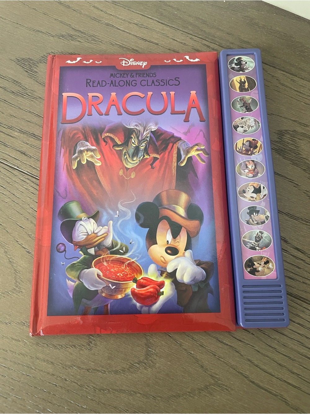 Mickey and Friends Read-Along-Dracula